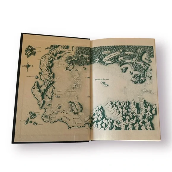 🛍️SALE🛍️INHERITANCE & ELDEST (Limited Edition) by Christopher Paolini (Set of 2) - Picture 3 of 16